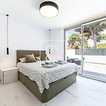 Coral, Chic Coastal Design, Saltwater Pool - By Oyoostays