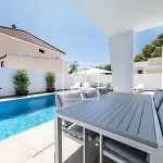 Coral, Chic Coastal Design, Saltwater Pool - By Oyoostays 托雷维耶哈