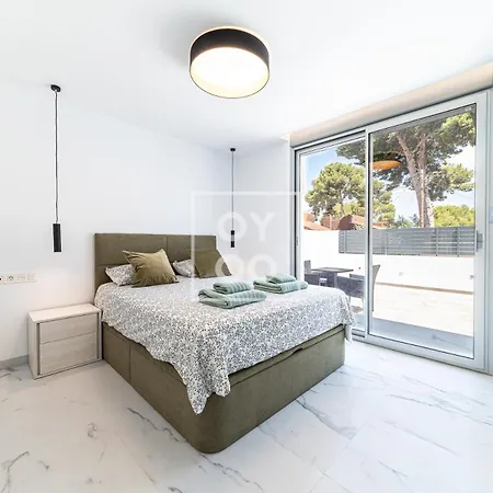 Coral Deluxe Oasis By Oyoostays Nyaraló Torrevieja